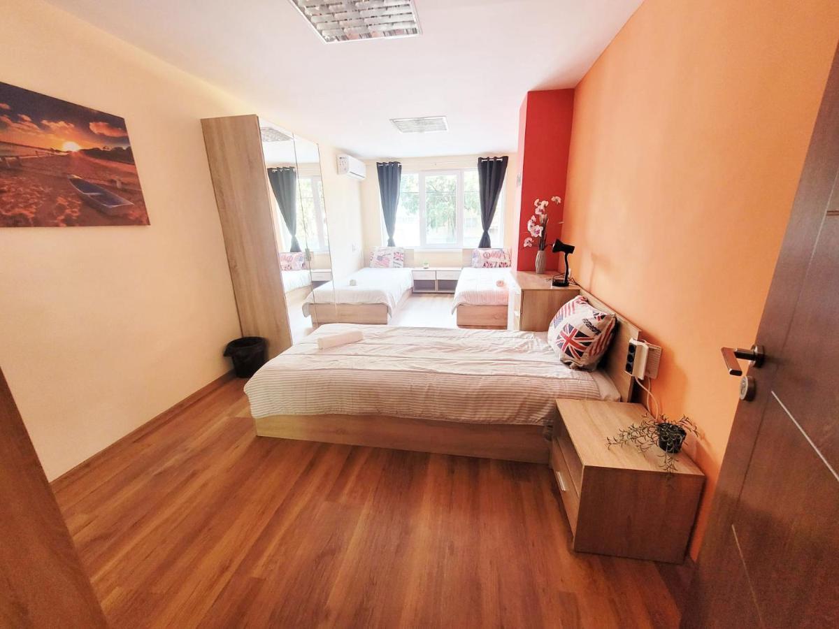 Hostel Roma Varna Exteriér fotografie