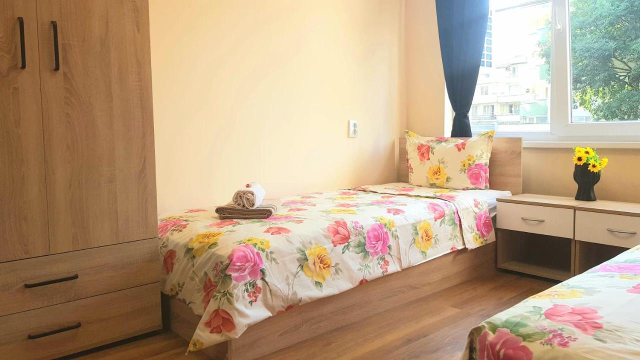 Hostel Roma Varna Exteriér fotografie