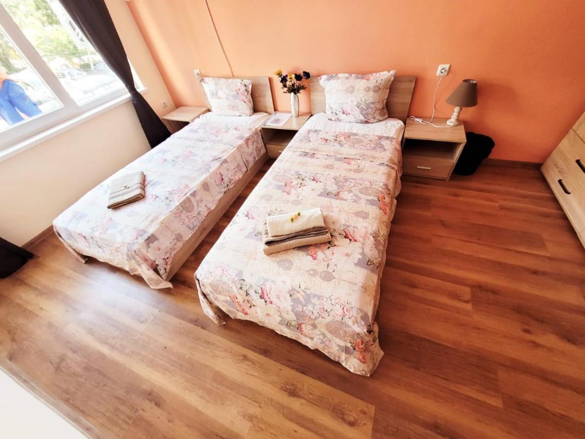 Hostel Roma Varna Exteriér fotografie